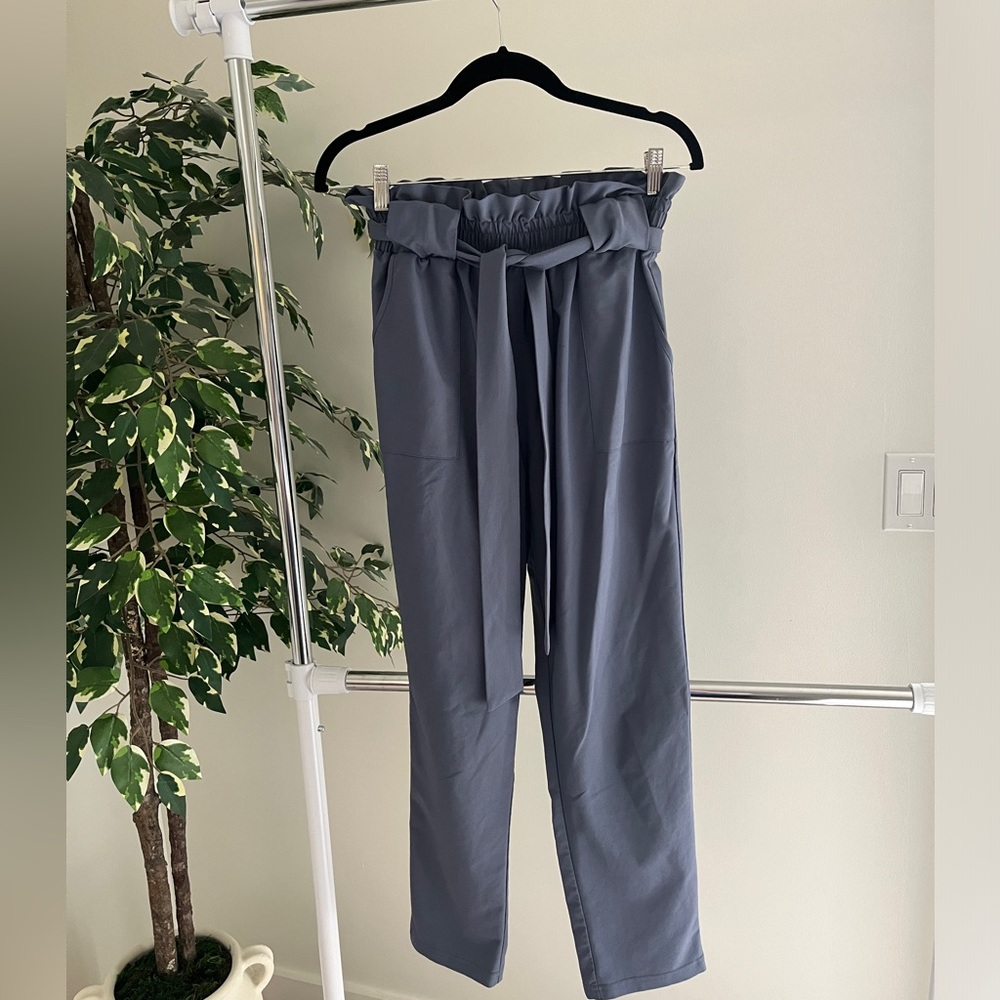 Grace Karen paper bag pants